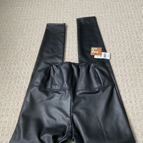 Oak and ivy pleather leggings black nwt size small - Picture 2 of 4